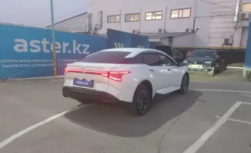 Toyota bZ3 2023 года за 9 600 000 тг. в Алматы фото 3