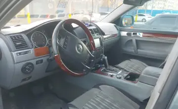 Volkswagen Touareg 2006 года за 5 500 000 тг. в Алматы фото 5