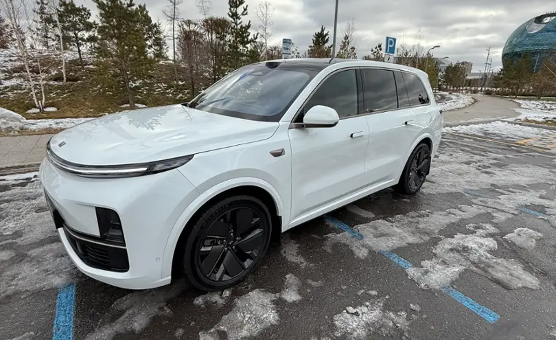 LiXiang L9 2025 года за 39 500 000 тг. в Астана