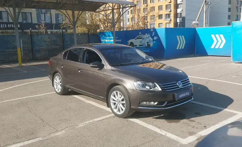 Volkswagen Passat 2012 года за 5 500 000 тг. в Алматы