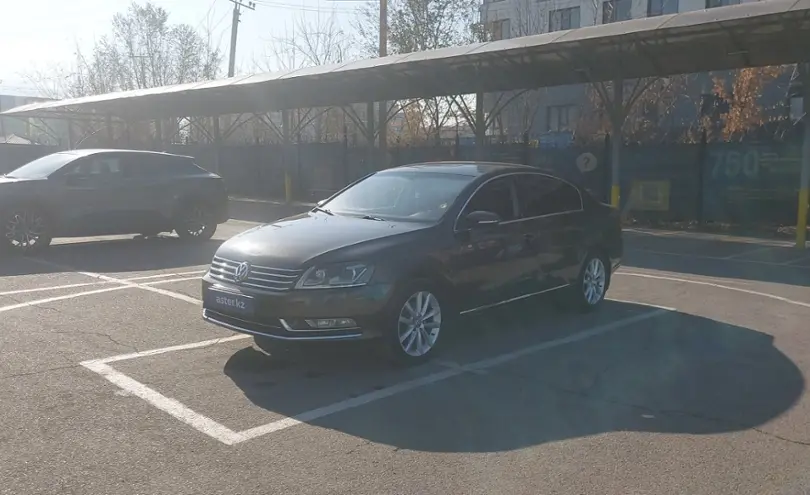Volkswagen Passat 2012 года за 5 500 000 тг. в Алматы