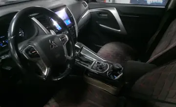 Mitsubishi Pajero Sport 2019 года за 19 000 000 тг. в Астана фото 5