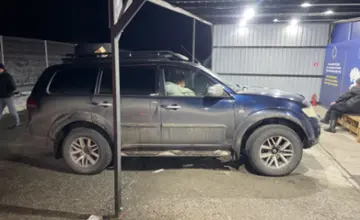 Mitsubishi Pajero Sport 2014 года за 9 000 000 тг. в Усть-Каменогорск фото 4