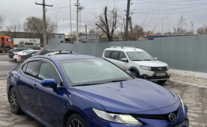 Toyota Camry 2021 года за 15 500 000 тг. в Уральск фото 3