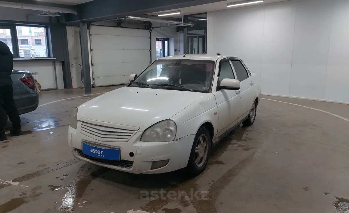 LADA (ВАЗ) Priora 2013 года за 2 000 000 тг. в Астана