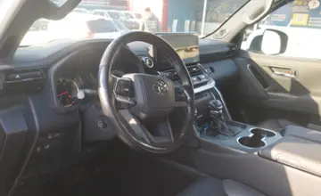 Toyota Land Cruiser 2022 года за 52 000 000 тг. в Шымкент фото 5