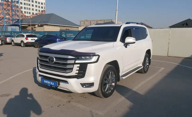 Toyota Land Cruiser 2022 года за 52 000 000 тг. в Шымкент