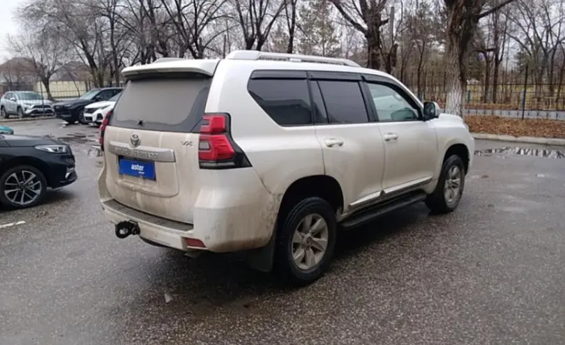 Toyota Land Cruiser Prado 2023 года за 35 600 000 тг. в Актобе фото 5