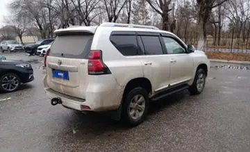 Toyota Land Cruiser Prado 2023 года за 35 600 000 тг. в Актобе