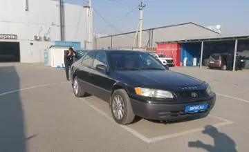 Toyota Camry 1999 года за 3 500 000 тг. в Шымкент фото 2