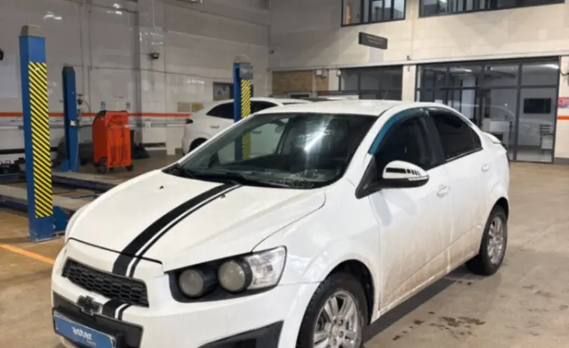 Chevrolet Aveo 2014 года за 3 800 000 тг. в Караганда