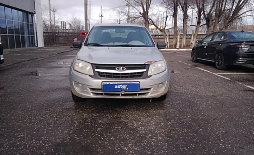 LADA (ВАЗ) Granta 2015 года за 3 000 000 тг. в Актобе фото 2