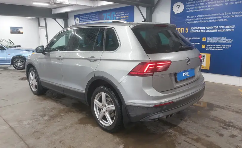 Volkswagen Tiguan 2018 года за 12 000 000 тг. в Астана фото 4