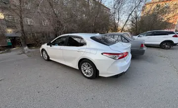 Toyota Camry 2018 года за 13 000 000 тг. в Восточно-Казахстанская область фото 3