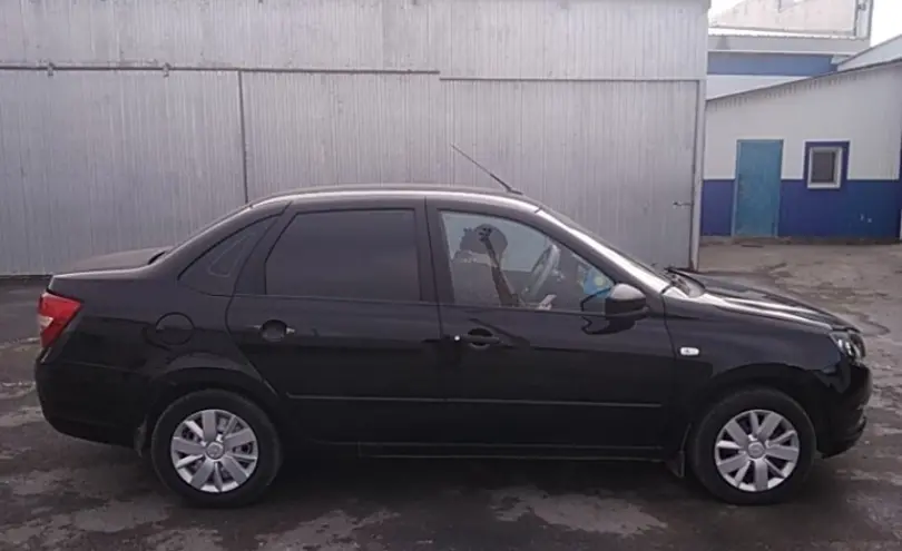 LADA (ВАЗ) Granta 2019 года за 3 500 000 тг. в Атырау фото 4