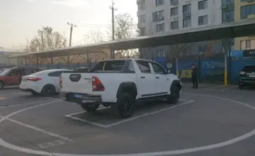 Toyota Hilux 2022 года за 26 000 000 тг. в Алматы фото 3