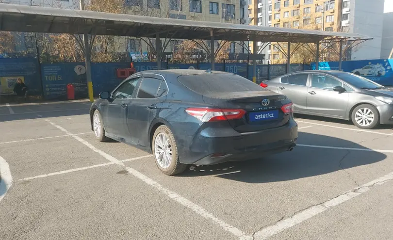Toyota Camry 2019 года за 12 000 000 тг. в Алматы фото 4