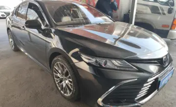 Toyota Camry 2023 года за 15 700 000 тг. в Алматы фото 3