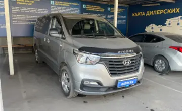 Hyundai Grand Starex 2018 года за 16 500 000 тг. в Алматы фото 3