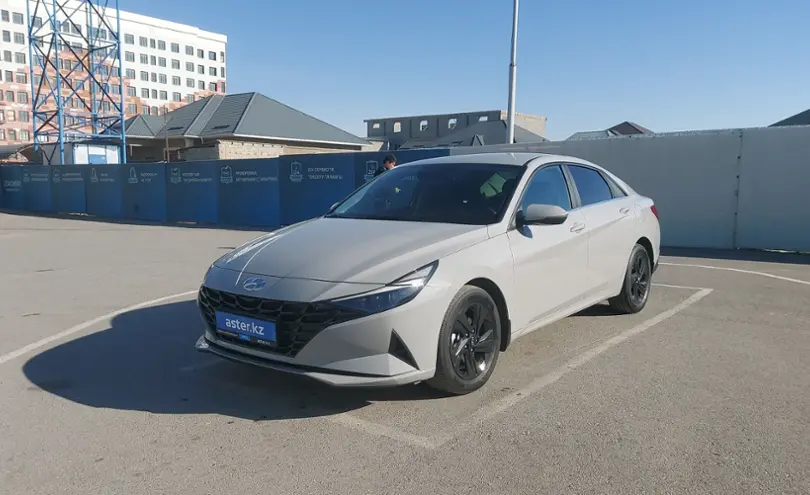 Hyundai Elantra 2022 года за 8 900 000 тг. в Шымкент