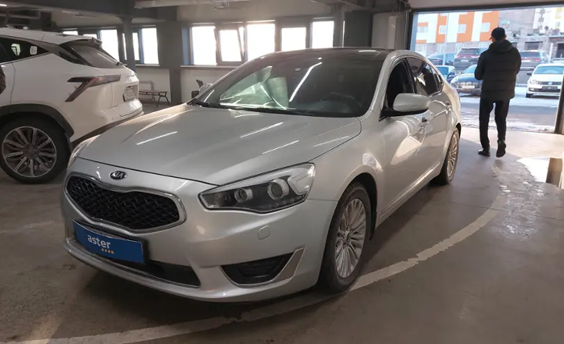 Kia Cadenza 2015 года за 9 500 000 тг. в Астана