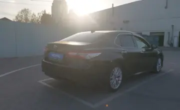 Toyota Camry 2018 года за 13 000 000 тг. в Шымкент фото 3