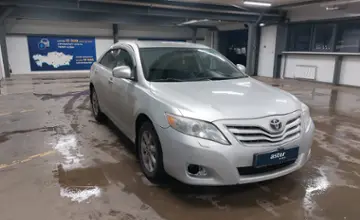 Toyota Camry 2010 года за 6 800 000 тг. в Астана фото 2