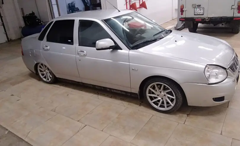LADA (ВАЗ) Priora 2014 года за 2 500 000 тг. в Актобе фото 4