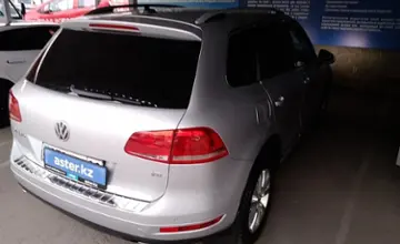 Volkswagen Touareg 2011 года за 12 000 000 тг. в Алматы