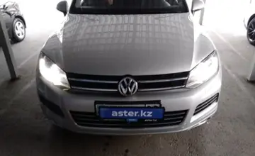 Volkswagen Touareg 2011 года за 12 000 000 тг. в Алматы фото 2