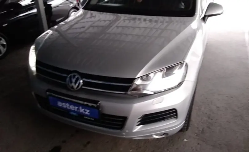 Volkswagen Touareg 2011 года за 12 000 000 тг. в Алматы
