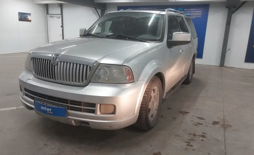 Lincoln Navigator 2005 года за 6 000 000 тг. в Астана