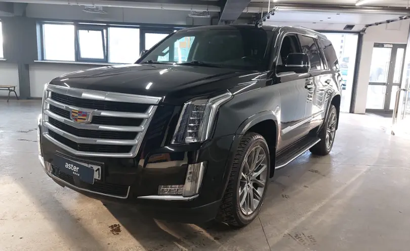 Cadillac Escalade 2019 года за 40 000 000 тг. в Астана