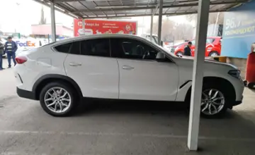 BMW X6 2020 года за 35 500 000 тг. в Алматы фото 4