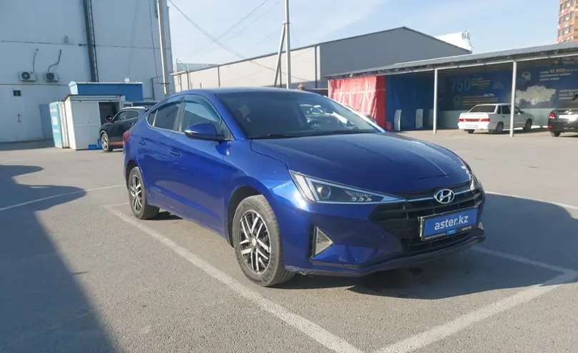 Hyundai Elantra 2019 года за 8 300 000 тг. в Шымкент