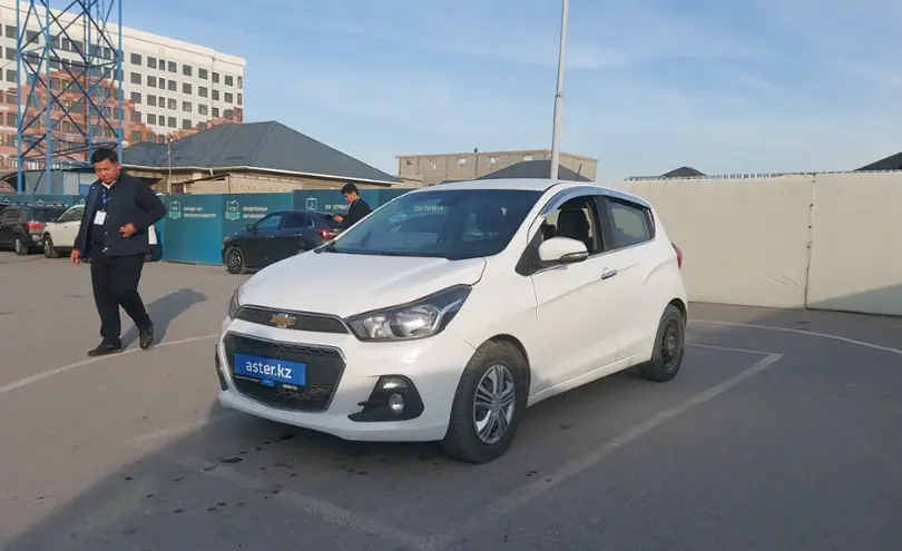 Chevrolet Spark 2016 года за 4 200 000 тг. в Шымкент