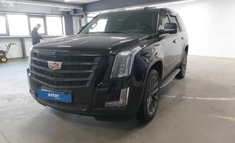 Cadillac Escalade 2019 года за 31 000 000 тг. в Астана