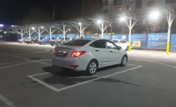 Hyundai Solaris 2015 года за 6 000 000 тг. в Алматы фото 3