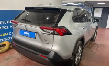 Toyota RAV4 2021 года за 15 000 000 тг. в Астана