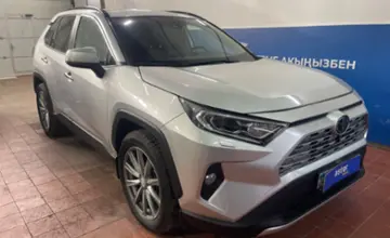 Toyota RAV4 2021 года за 15 000 000 тг. в Астана фото 3