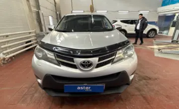 Toyota RAV4 2013 года за 9 500 000 тг. в Астана фото 2