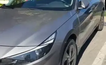 Hyundai Elantra 2022 года за 9 000 000 тг. в Алматы фото 3