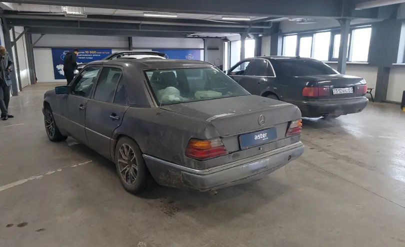 Mercedes-Benz W124 1992 года за 800 000 тг. в Астана фото 4