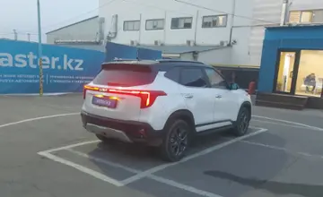 Kia Seltos 2024 года за 9 300 000 тг. в Алматы фото 3