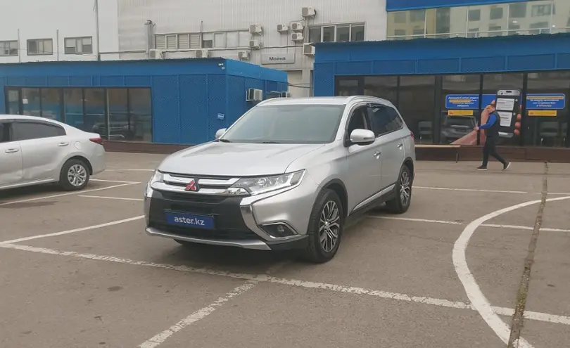 Mitsubishi Outlander 2015 года за 8 000 000 тг. в Алматы