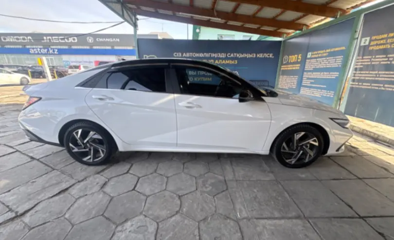 Hyundai Elantra 2024 года за 9 200 000 тг. в Талдыкорган фото 4