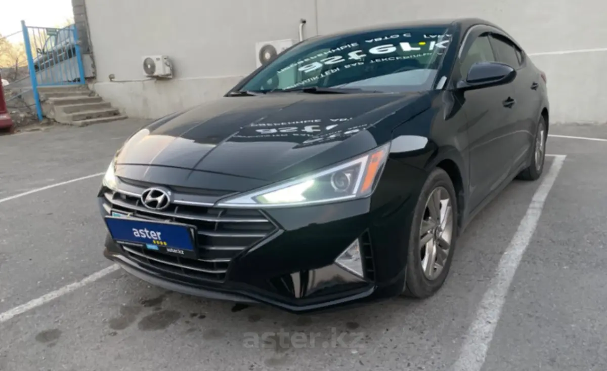 Hyundai Elantra 2019 года за 8 000 000 тг. в Тараз
