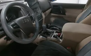 Toyota Land Cruiser 2020 года за 43 000 000 тг. в Астана фото 5