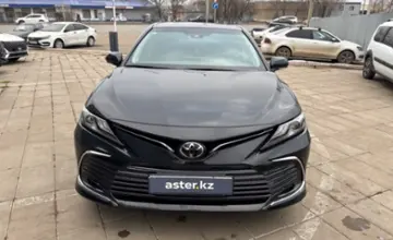 Toyota Camry 2023 года за 18 500 000 тг. в Уральск фото 2
