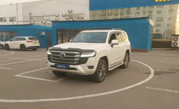 Toyota Land Cruiser 2021 года за 44 000 000 тг. в Алматы фото 1